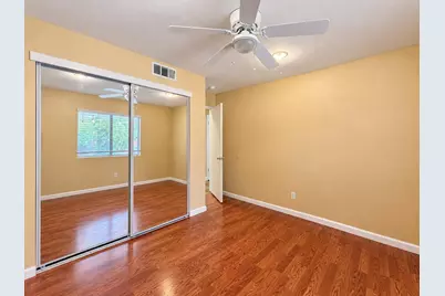 9050 Descendant Drive, Elk Grove, CA 95758 - Photo 13