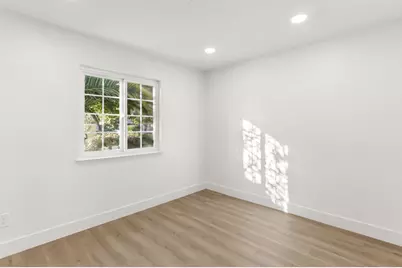 8169 Valley Green Drive, Sacramento, CA 95823 - Photo 21
