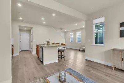 8769 Donson Way, Elk Grove, CA 95758 - Photo 9