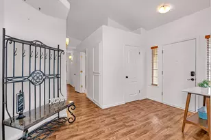 1564 E Waterford Ave, Fresno, CA 93720 - Photo 13