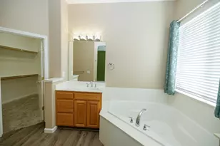 446 1st, Escalon, CA 95320 - Photo 41