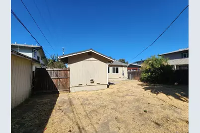 820 W Park Street, Stockton, CA 95203 - Photo 35