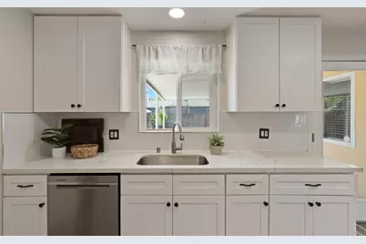 932 Sylvia Drive, Lodi, CA 95240 - Photo 19