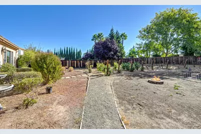 4095 Kingsbarns Drive, Roseville, CA 95747 - Photo 57