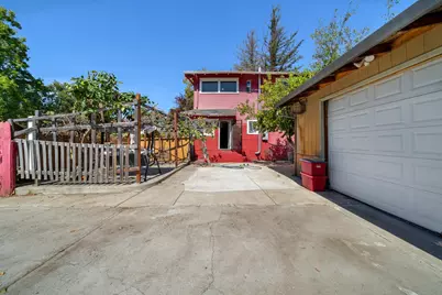 740 W Oak Street, Stockton, CA 95203 - Photo 27