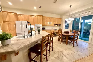 2303 Petruchio Way, Roseville, CA 95661 - Photo 3