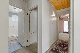 1960 La Jolla Dr, Stockton, CA 95204 - Photo 11