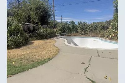 2001 Fremont Avenue, Modesto, CA 95350 - Photo 17