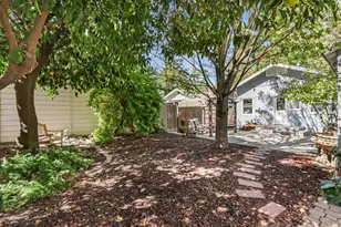 1812 Larkin Wy, Sacramento, CA 95818 - Photo 27