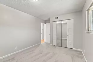 4716 Greenholme Dr, Sacramento, CA 95842 - Photo 15