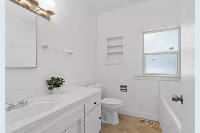 2710 D Street, Sacramento, CA 95816 - Photo 25