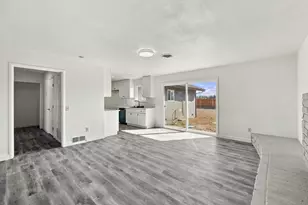 2041 Romero St, Yuba City, CA 95993 - Photo 9