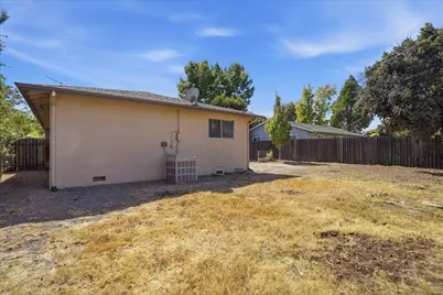 1757 Wakefield Way, Sacramento, CA 95822 - Photo 21
