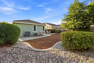 10101 Waterfield Drive, Elk Grove, CA 95757 - Photo 29