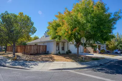 1010 Sparrow Hawk Lane, Patterson, CA 95363 - Photo 3