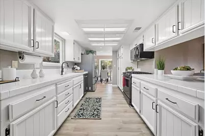 1450 W Colonial Parkway, Roseville, CA 95661 - Photo 7