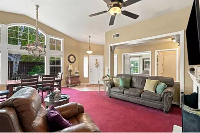 8499 Banyon Tree Court, Elk Grove, CA 95624 - Photo 7
