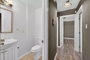 7704 Laurie Way, Sacramento, CA 95832 - Photo 13