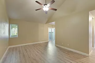 445 Almond Dr, Lodi, CA 95240 - Photo 7
