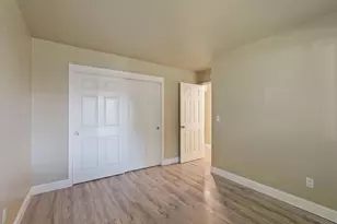 445 Almond Dr, Lodi, CA 95240 - Photo 11