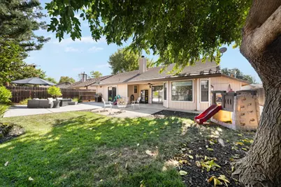 643 Germaine Drive, Galt, CA 95632 - Photo 27