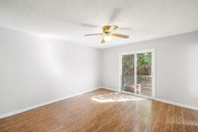 7890 Tierra Glen Way, Sacramento, CA 95828 - Photo 23