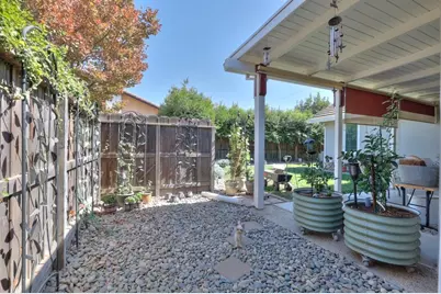 3808 Poinsettia Drive, Modesto, CA 95356 - Photo 51