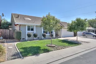 3808 Poinsettia Dr, Modesto, CA 95356 - Photo 3