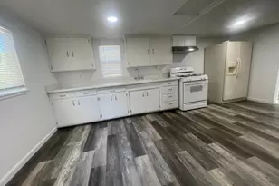 1266 Depot St, Woodland, CA 95776 - Photo 11