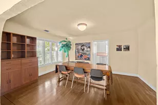 2627 Land Park Dr, Sacramento, CA 95818 - Photo 9
