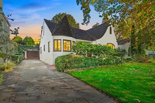 2627 Land Park Dr, Sacramento, CA 95818 - Photo 1