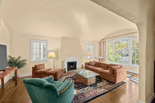 2627 Land Park Dr, Sacramento, CA 95818 - Photo 5
