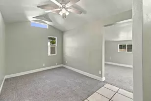 809 N Township Rd, Yuba City, CA 95993 - Photo 27