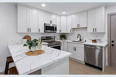 7201 Willow Wind Court, Sacramento, CA 95828 - Photo 9