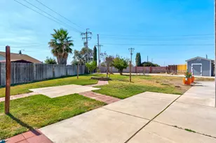 803 San Carlo Ln, Los Banos, CA 93635 - Photo 39