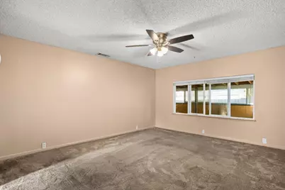 8410 Melrose Drive, Stockton, CA 95210 - Photo 9