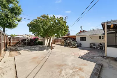324 Wilson Avenue, Modesto, CA 95354 - Photo 35