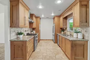 4725 Moore Way, Carmichael, CA 95608 - Photo 25