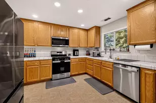 2066 Singhs Way, Yuba City, CA 95991 - Photo 9