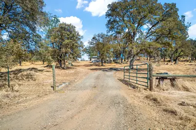 9799 Big Hill Road, Auburn, CA 95602 - Photo 7