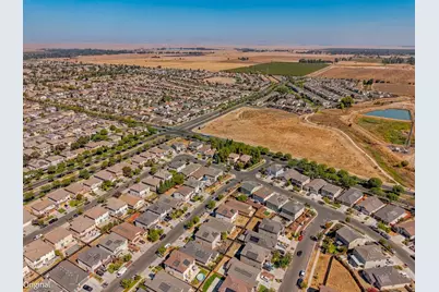 638 Phelps Drive, Merced, CA 95348 - Photo 11