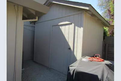 4147 Briarhollow Court, Fair Oaks, CA 95628 - Photo 19