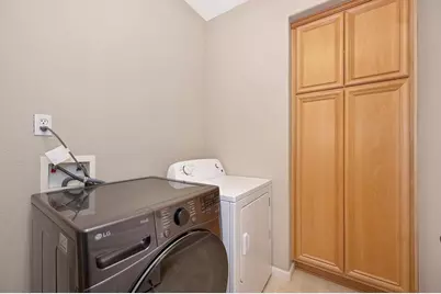 1688 Marseille Lane, Roseville, CA 95747 - Photo 15