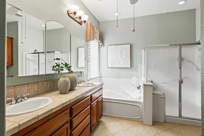 6031 Creekberry Way, El Dorado Hills, CA 95762 - Photo 17