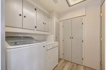 2640 Los Feliz Way, Carmichael, CA 95608 - Photo 13