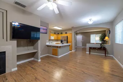 9233 Surlingham Court, Sacramento, CA 95829 - Photo 5