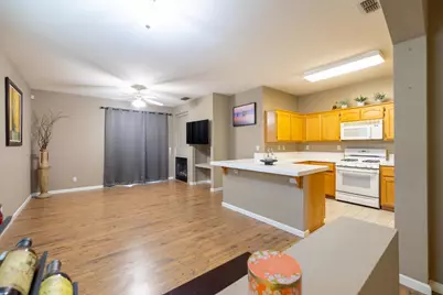 9233 Surlingham Court, Sacramento, CA 95829 - Photo 7