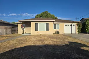 530 Locust Ave, Manteca, CA 95337 - Photo 1