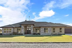 10393 Bradbury Rd, Ballico, CA 95303 - Photo 5