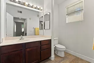 1900 Danbrook Dr, Sacramento, CA 95835 - Photo 25